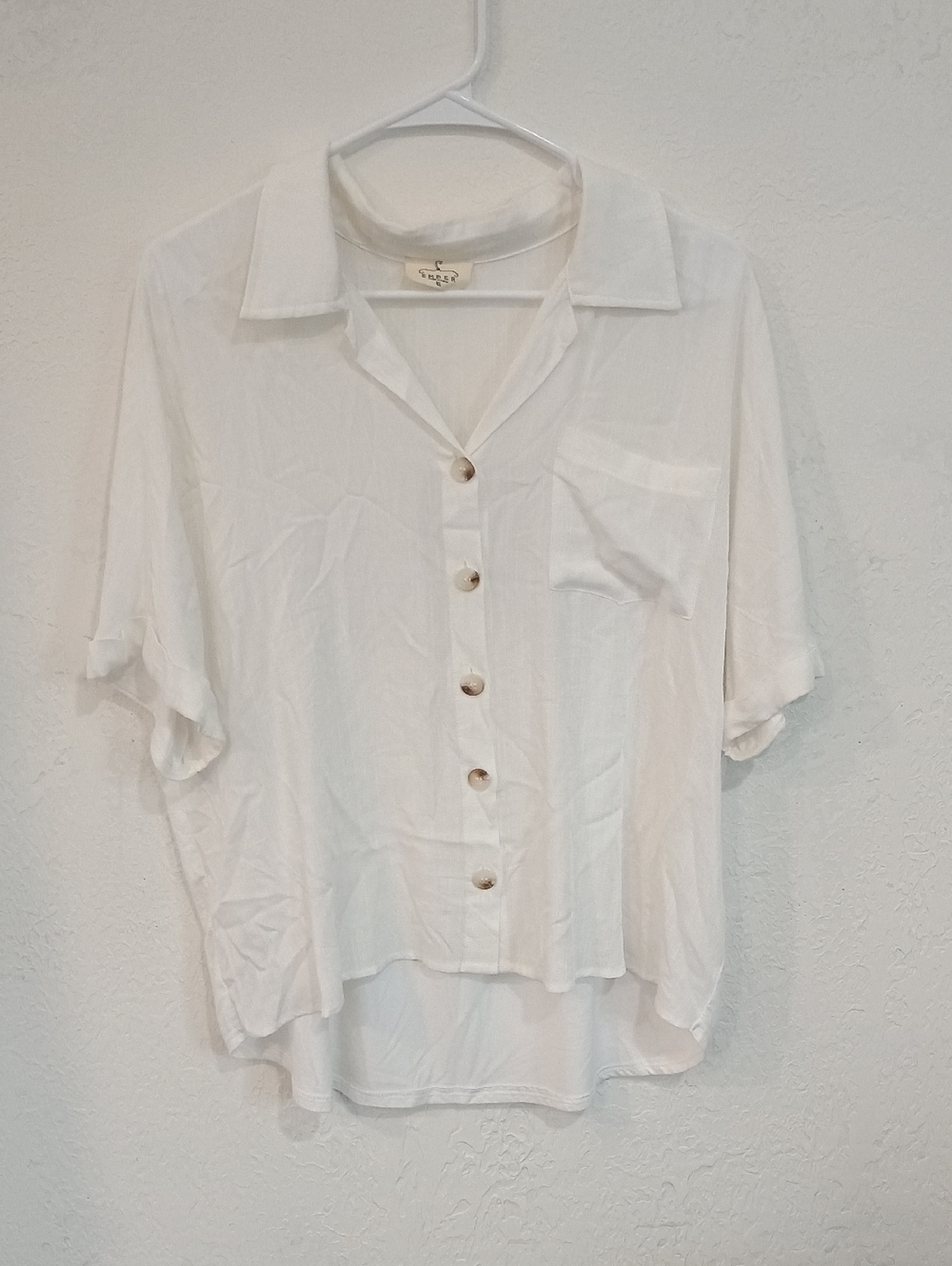 Lightweight White Button-Front Short Sleeve Blouse